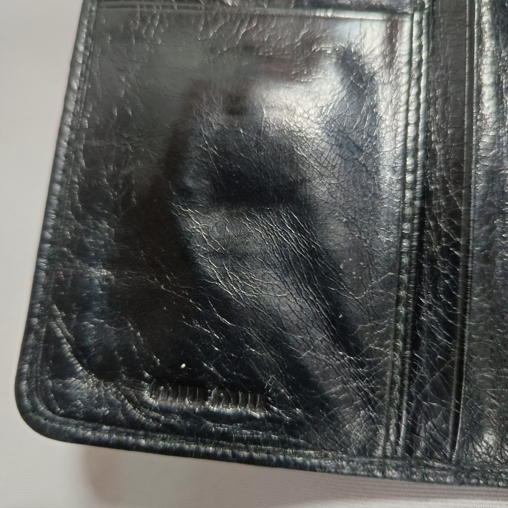 Authentic Miu Miu wallet ❤️✨😍 - Picture 6 of 8